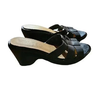 Dexter Black  Strappy Slip In Wedge Heel Shoe size 6